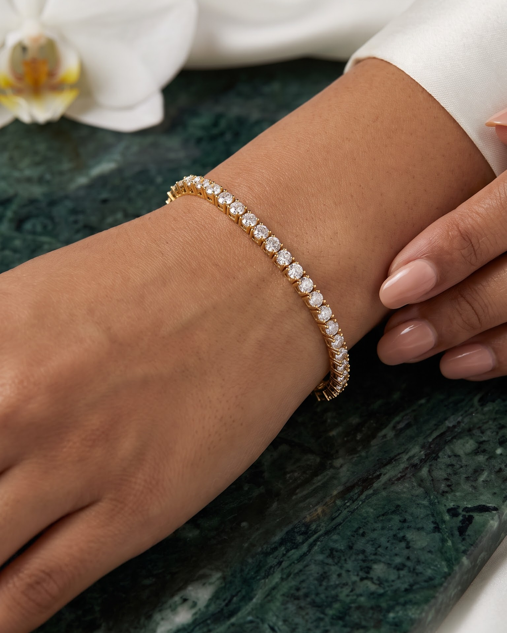 Classic Line Bracelet — product view 02