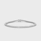 Classic Line Bracelet rotating product video in silver